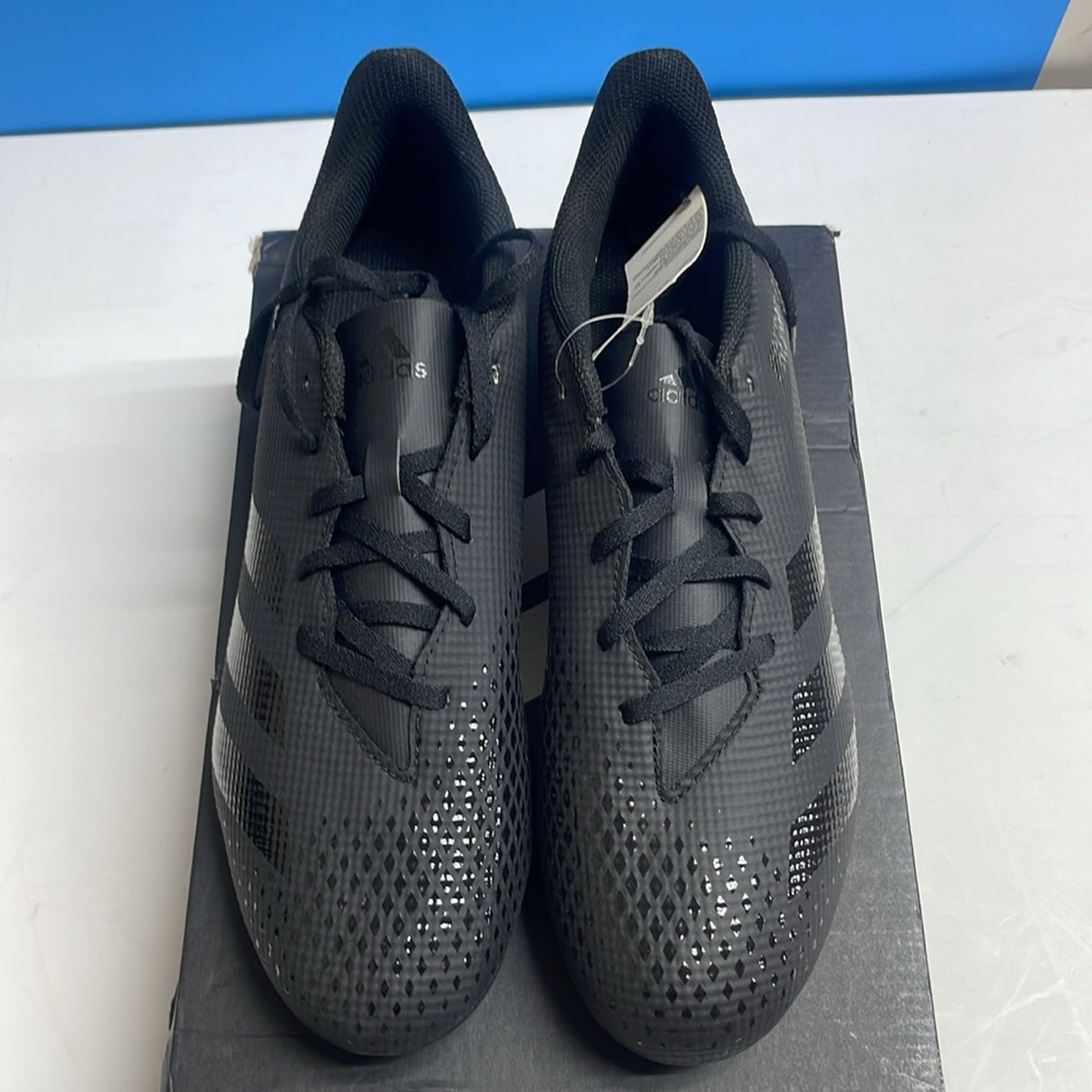 ADIDAS PREDATOR 20.4 FXG
MENS 11 - Picture 2 of 7
